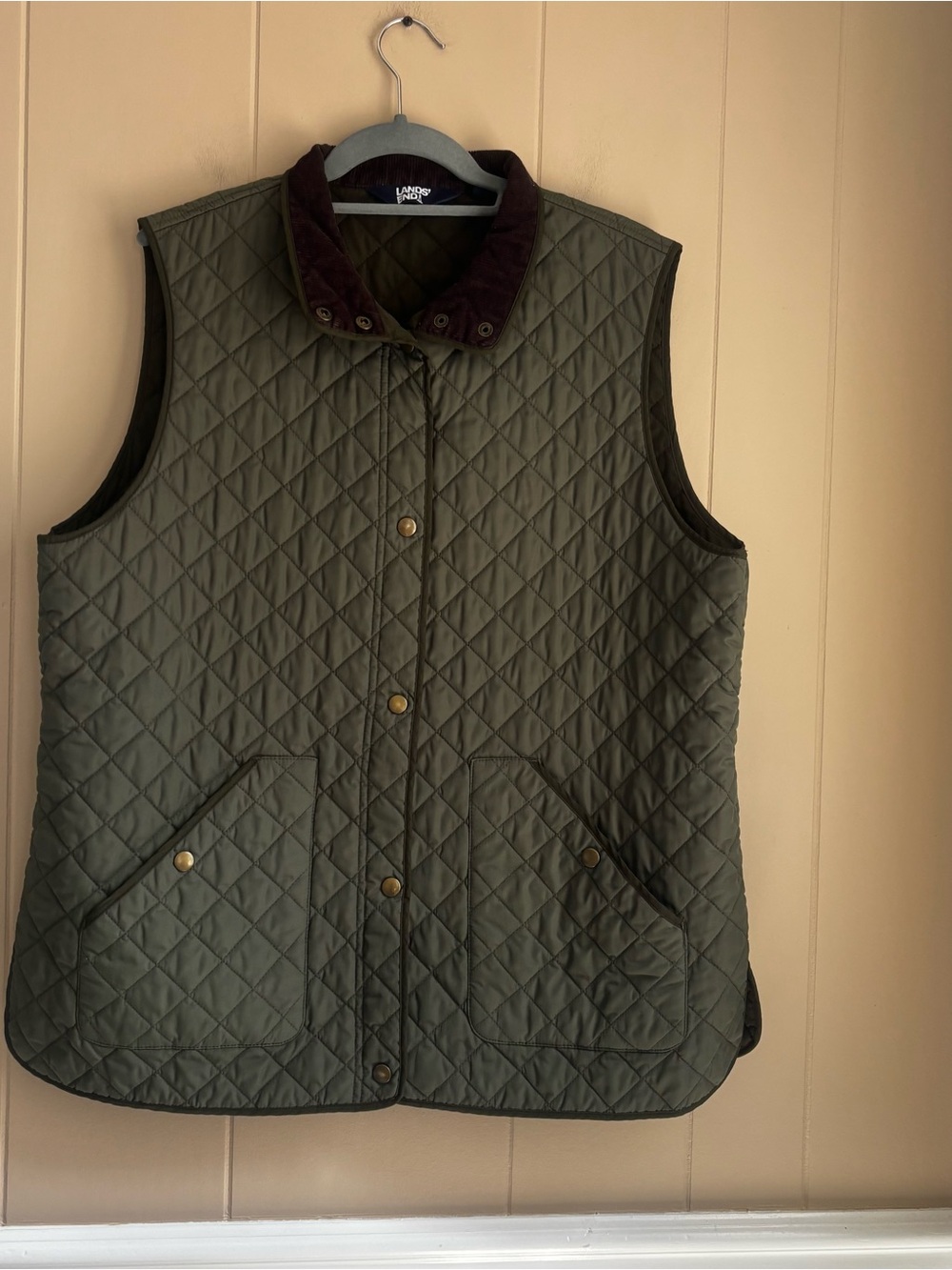 Lands’ End Quilted Vest Womens XL Olive Green Corduroy Collar Snap Front Classic
